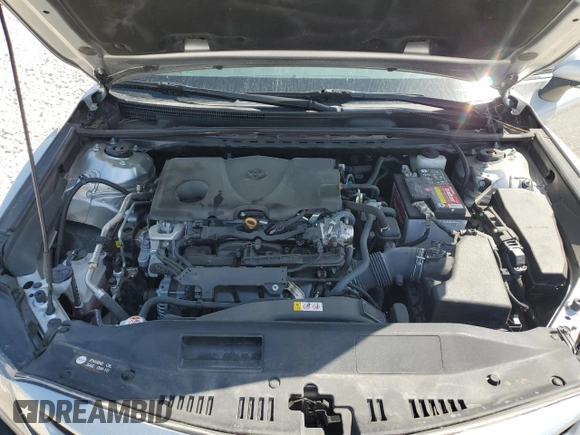 2022 Toyota Camry SE z VIN 4T1G11AK7NU695218, wystawiony jako Copart lot #50276535 z przebiegiem 64 539 mil mil oraz Czysty tytuł • Clean title. Historia ofert i sprzedaży dostępna na DreamBid. Obrazek 11.