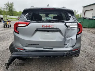 2024 GMC Terrain SLE z VIN 3GKALTEG2RL156273, wystawiony jako Copart lot #57972305 z przebiegiem Nie podano mil oraz Szkoda całkowita • Salvage title. Historia ofert i sprzedaży dostępna na DreamBid. Obrazek 6.