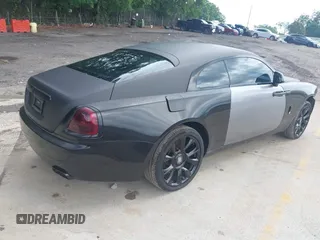 2017 Rolls-Royce Wraith z VIN SCA665C52HUX86814, wystawiony jako IAAI lot #41588718 z przebiegiem 11 277 mil mil oraz . Historia ofert i sprzedaży dostępna na DreamBid. Obrazek 4.