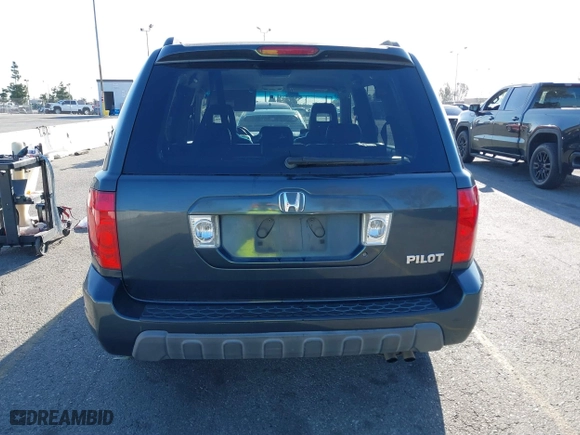 2003 Honda Pilot EX with VIN 2HKYF18633H599550, listed as a IAAI auction lot 41813549 with 242,103 mi miles. Bid and sale history available at carsss.com. Image 17.