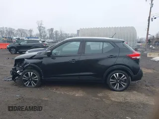 2019 Nissan Kicks S with VIN 3N1CP5CU6KL527179, listed as a IAAI auction lot 41479057 with 97,895 mi miles. Bid and sale history available at carsss.com. Image 14.