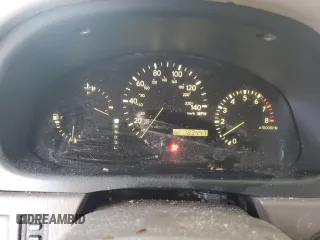 2003 Lexus RX 300 z VIN JTJHF10U530300189, wystawiony jako Copart lot #57663325 z przebiegiem 183 447 mil mil oraz Czysty tytuł • Clean title. Historia ofert i sprzedaży dostępna na DreamBid. Obrazek 9.