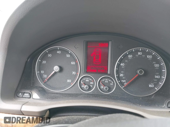2005 Volkswagen Jetta 2.5L with VIN 3VWDF71K65M641809, listed as a IAAI auction lot 42230703 with 215,996 mi miles and . Bid and sale history available at DreamBid. Image 7.