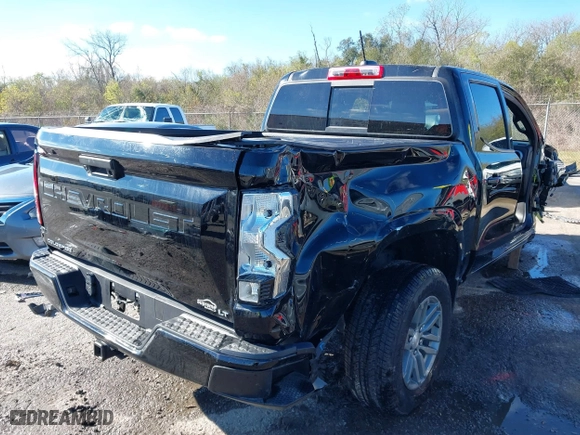 2024 Chevrolet Colorado 2WD LT with VIN 1GCPSCEK8R1171610, listed as a IAAI auction lot 41246140 with 2,736 mi miles. Bid and sale history available at carsss.com. Image 4.