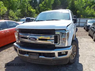 2019 Ford F-250 XL с VIN 1FT7W2B63KEG81657, выставлен на аукционе IAAI как лот 42456087 с пробегом 100 375 миль миль и . История ставок и продаж доступна на DreamBid. Изображение 11.