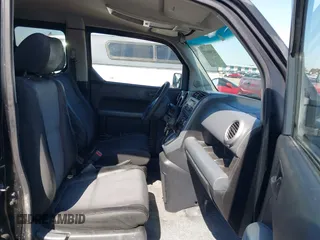2005 Honda Element EX with VIN 5J6YH18615L007159, listed as a IAAI auction lot 41990173 with 165,376 mi miles and . Bid and sale history available at DreamBid. Image 5.