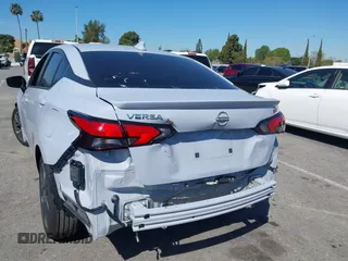 2024 Nissan Versa SR z VIN 3N1CN8FV4RL924718, wystawiony jako IAAI lot #41838456 z przebiegiem 3 698 mil mil oraz . Historia ofert i sprzedaży dostępna na DreamBid. Obrazek 17.