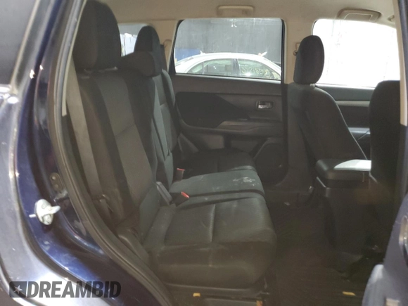 2014 Mitsubishi Outlander SE z VIN JA4AZ3A39EZ014190, wystawiony jako Copart lot #56565395 z przebiegiem 255 420 mil mil oraz Nie do naprawy • Non repairable. Historia ofert i sprzedaży dostępna na DreamBid. Obrazek 11.
