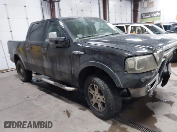 2004 Ford F-150 XLT with VIN 1FTPW14584KB43877, listed as a IAAI auction lot 41092424 with 237,990 mi miles. Bid and sale history available at carsss.com. Image 1.