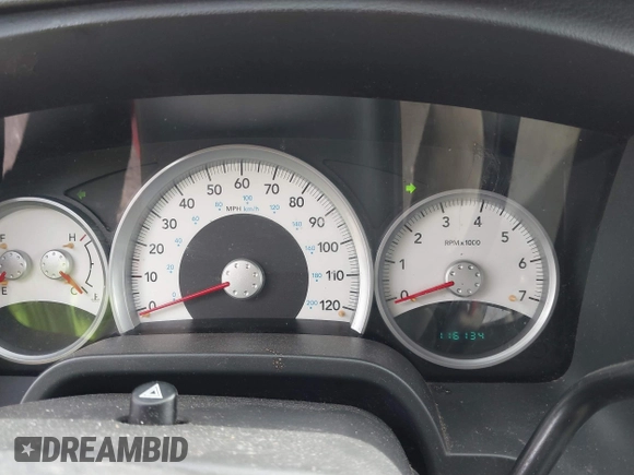2008 Dodge Dakota SLT z VIN 1D7HW48K88S594342, wystawiony jako IAAI lot #41819673 z przebiegiem 116 134 mil mil oraz . Historia ofert i sprzedaży dostępna na DreamBid. Obrazek 7.