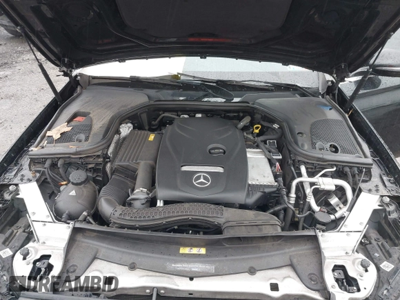 2018 Mercedes-Benz E with VIN WDDZF4KB5JA352116, listed as a IAAI auction lot 41863109 with 71,039 mi miles. Bid and sale history available at carsss.com. Image 10.