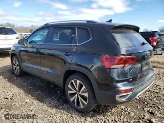 2022 Volkswagen Taos SE with VIN 3VVLX7B23NM090573, listed as a Copart auction lot 43886073 with 930 mi miles. Bid and sale history available at carsss.com. Image 2.
