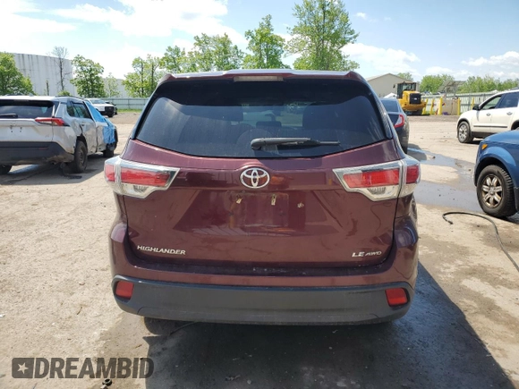 2015 Toyota Highlander LE z VIN 5TDBKRFH7FS117973, wystawiony jako Copart lot #58631385 z przebiegiem 102 642 mil mil oraz Szkoda całkowita • Salvage title. Historia ofert i sprzedaży dostępna na DreamBid. Obrazek 6.