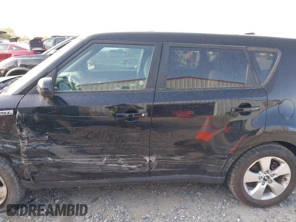 2018 Kia Soul with VIN KNDJN2A20J7508687, listed as a IAAI auction lot 41916236 with 90,127 mi miles. Bid and sale history available at carsss.com. Image 14.