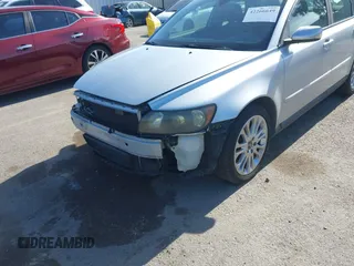 2005 Volvo S40 z VIN YV1MS682352103617, wystawiony jako IAAI lot #42266649 z przebiegiem 156 743 mil mil oraz . Historia ofert i sprzedaży dostępna na DreamBid. Obrazek 6.
