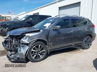 2017 Nissan Rogue SL z VIN 5N1AT2MT8HC749372, wystawiony jako IAAI lot #41622839 z przebiegiem 90 638 mil mil oraz . Historia ofert i sprzedaży dostępna na DreamBid. Obrazek 15.