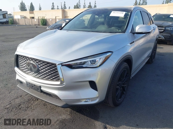 2020 Infiniti QX50 Luxe z VIN 3PCAJ5M10LF103880, wystawiony jako IAAI lot #41233450 z przebiegiem 40 247 mil mil oraz . Historia ofert i sprzedaży dostępna na DreamBid. Obrazek 17.