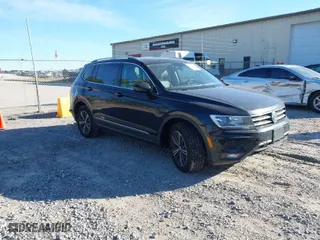 2018 Volkswagen Tiguan SEL with VIN 3VV2B7AXXJM076428, listed as a IAAI auction lot 41691637 with 89,441 mi miles. Bid and sale history available at carsss.com. Image 1.