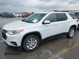 2020 Chevrolet Traverse LT Cloth z VIN 1GNERGKW3LJ127398, wystawiony jako IAAI lot #42161330 z przebiegiem 96 140 mil mil oraz . Historia ofert i sprzedaży dostępna na DreamBid. Obrazek 19.