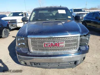 2007 GMC Sierra 1500 SLE1 with VIN 2GTEC19JX71599566, listed as a IAAI auction lot 41636907 with 167,952 mi miles. Bid and sale history available at carsss.com. Image 13.