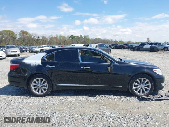 2011 Lexus LS 460 z VIN JTHCL5EF3B5010315, wystawiony jako IAAI lot #41842776 z przebiegiem 91 938 mil mil oraz . Historia ofert i sprzedaży dostępna na DreamBid. Obrazek 13.