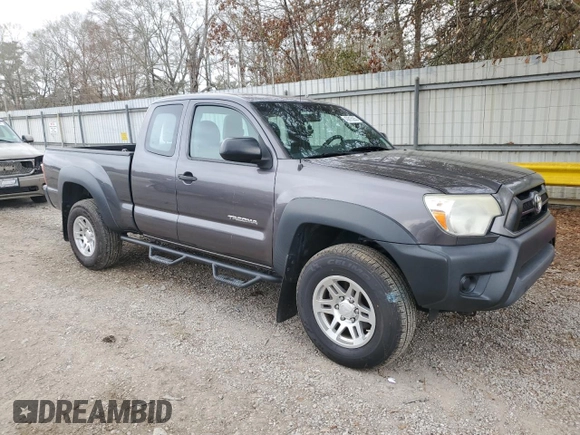 2015 Toyota Tacoma PreRunner with VIN 5TFTX4GN9FX039509, listed as a Copart auction lot 43815055 with 175,462 mi miles and Salvage title. Bid and sale history available at DreamBid. Image 4.
