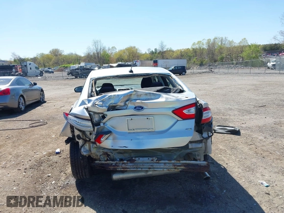 2014 Ford Fusion SE with VIN 1FA6P0H75E5397714, listed as a IAAI auction lot 42072025 with 145,664 mi miles. Bid and sale history available at carsss.com. Image 17.