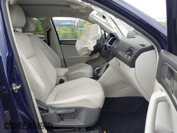 2022 Volkswagen Tiguan SE z VIN 3VV2B7AX2NM174360, wystawiony jako IAAI lot #42535724 z przebiegiem 34 723 mil mil oraz . Historia ofert i sprzedaży dostępna na DreamBid. Obrazek 5.