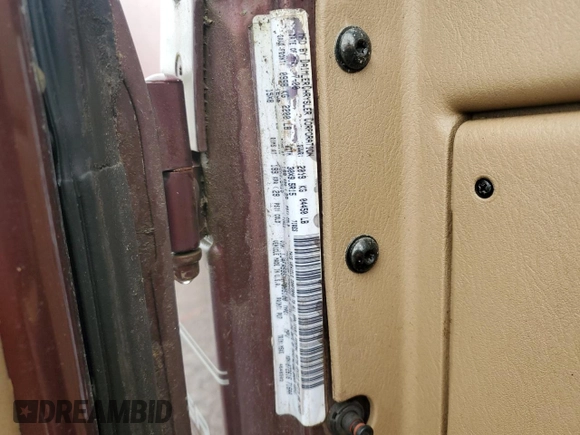 2001 Jeep Wrangler Sahara z VIN 1J4FA59SX1P305100, wystawiony jako Copart lot #58606685 z przebiegiem 76 856 mil mil oraz Czysty tytuł • Clean title. Historia ofert i sprzedaży dostępna na DreamBid. Obrazek 12.