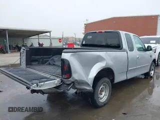 2001 Ford F-150 XL с VIN 1FTRX17L21NA88319, выставлен на аукционе IAAI как лот 41476671 с пробегом Не указан миль и . История ставок и продаж доступна на DreamBid. Изображение 6.