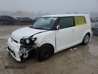 2014 Scion xB with VIN JTLZE4FE8EJ055207, listed as a Copart auction lot 39409524 with 132,748 mi miles and Salvage Title. Bid and sale history available at carsss.com. Image 1.
