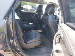 2014 GMC Acadia SLT z VIN 1GKKVRKD6EJ331752, wystawiony jako IAAI lot #42040907 z przebiegiem 143 177 mil mil oraz . Historia ofert i sprzedaży dostępna na DreamBid. Obrazek 8.