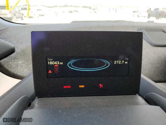 2018 BMW i3 with VIN WBY7Z2C58JVB88621, listed as a Copart auction lot 42405363 with 18,043 mi miles. Bid and sale history available at carsss.com. Image 9.