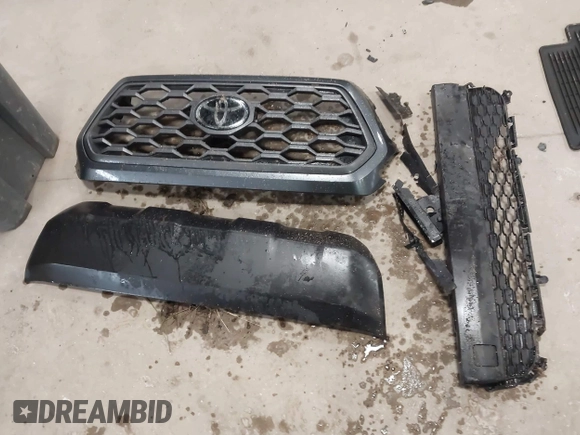 2021 Toyota Tacoma SR z VIN 3TMCZ5AN2MM444249, wystawiony jako IAAI lot #41942146 z przebiegiem 59 429 mil mil oraz . Historia ofert i sprzedaży dostępna na DreamBid. Obrazek 12.