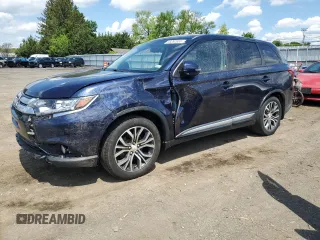 2018 Mitsubishi Outlander SE z VIN JA4AD3A34JZ013831, wystawiony jako Copart lot #56292555 z przebiegiem 45 454 mil mil oraz Szkoda całkowita • Salvage title. Historia ofert i sprzedaży dostępna na DreamBid. Obrazek 1.