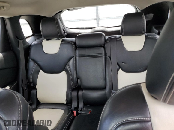 2015 Jeep Cherokee Sport with VIN 1C4PJLAB6FW657131, listed as a Copart auction lot 55533255 with 186,263 mi miles and Clean Title. Bid and sale history available at carsss.com. Image 10.