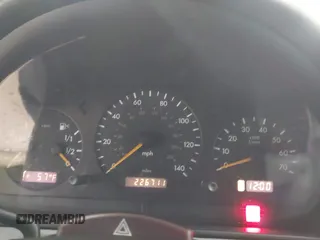 2000 Mercedes-Benz M 320/430/500 с VIN 4JGAB54E2YA166846, выставлен на аукционе IAAI как лот 41744657 с пробегом 226 711 миль миль и . История ставок и продаж доступна на DreamBid. Изображение 7.