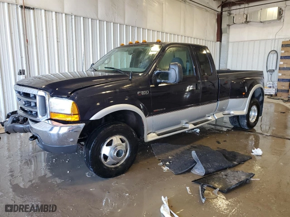 2000 Ford Super Duty F-350 DRW XL with VIN 1FTWX33F2YEC65900, listed as a Copart auction lot 46054625 with 110,585 mi miles and Non Repairable. Bid and sale history available at carsss.com. Image 1.