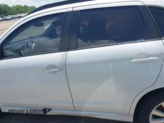 2011 Mitsubishi Outlander SE with VIN JA4AP4AU8BZ012589, listed as a IAAI auction lot 42316134 with 176,450 mi miles and . Bid and sale history available at DreamBid. Image 14.