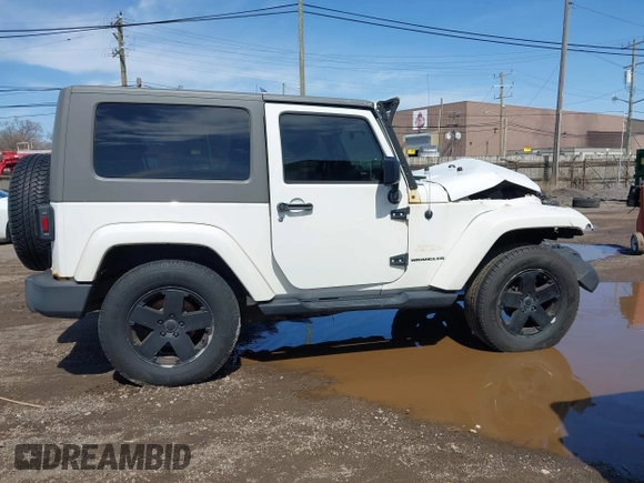 2010 Jeep Wrangler Sahara с VIN 1J4GA5D16AL231085, выставлен на аукционе IAAI как лот 41942578 с пробегом 196 683 миль миль и . История ставок и продаж доступна на DreamBid. Изображение 13.