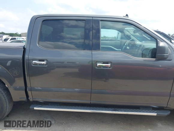 2020 Ford F-150 XL z VIN 1FTEW1C50LKF57470, wystawiony jako IAAI lot #42290240 z przebiegiem 194 797 mil mil oraz . Historia ofert i sprzedaży dostępna na DreamBid. Obrazek 13.