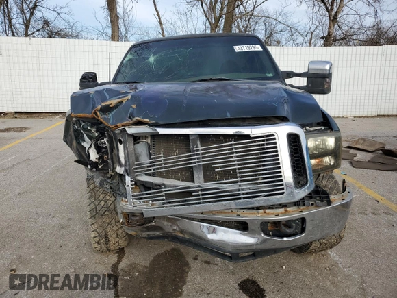 1999 Ford F-250 XL with VIN 1FTNX21F1XEC66642, listed as a Copart auction lot 43719795 with 243,637 mi miles and Salvage title. Bid and sale history available at DreamBid. Image 5.