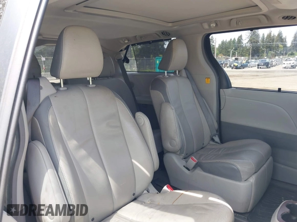2013 Toyota Sienna XLE with VIN 5TDDK3DC0DS053480, listed as a IAAI auction lot 42207803 with Not Provided miles and . Bid and sale history available at DreamBid. Image 8.