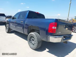 2010 Chevrolet Silverado 1500 LT with VIN 3GCRCSE01AG257037, listed as a IAAI auction lot 41885948 with 148,298 mi miles. Bid and sale history available at carsss.com. Image 3.
