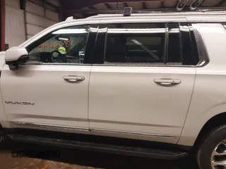 2021 GMC Yukon XL SLT with VIN 1GKS2GKD2MR428489, listed as a IAAI auction lot 41516581 with 69,472 mi miles. Bid and sale history available at carsss.com. Image 14.