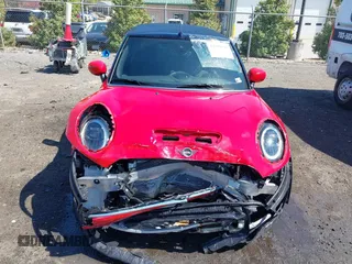 2022 MINI Convertible Cooper S with VIN WMW43DL0XN3P17472, listed as a IAAI auction lot 42050605 with 15,494 mi miles and . Bid and sale history available at DreamBid. Image 13.