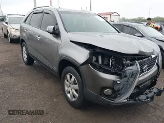 2011 Kia Sorento LX with VIN 5XYKTCA10BG180330, listed as a IAAI auction lot 42145375 with 148,769 mi miles and . Bid and sale history available at DreamBid. Image 1.