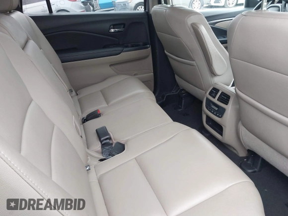 2017 Honda Pilot EX-L with VIN 5FNYF5H54HB009568, listed as a IAAI auction lot 41195225 with 112,763 mi miles. Bid and sale history available at carsss.com. Image 8.
