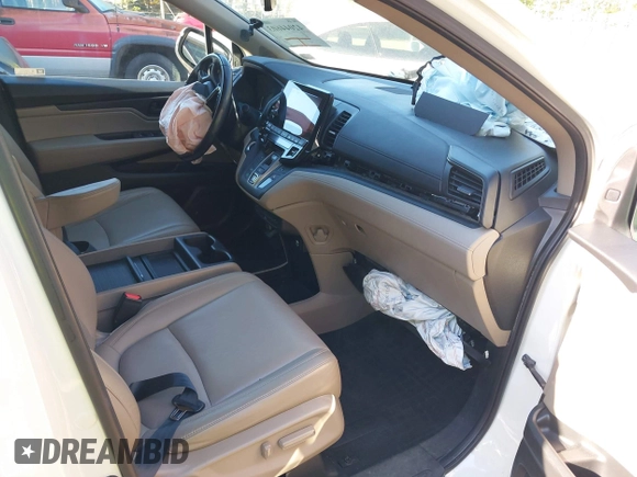 2019 Honda Odyssey EX-L with VIN 5FNRL6H74KB015835, listed as a IAAI auction lot 42044603 with 109,740 mi miles. Bid and sale history available at carsss.com. Image 5.