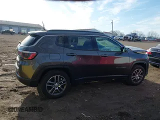 2020 Jeep Compass Altitude with VIN 3C4NJCBB0LT247013, listed as a IAAI auction lot 41821616 with 50,635 mi miles and . Bid and sale history available at carsss.com. Image 13.